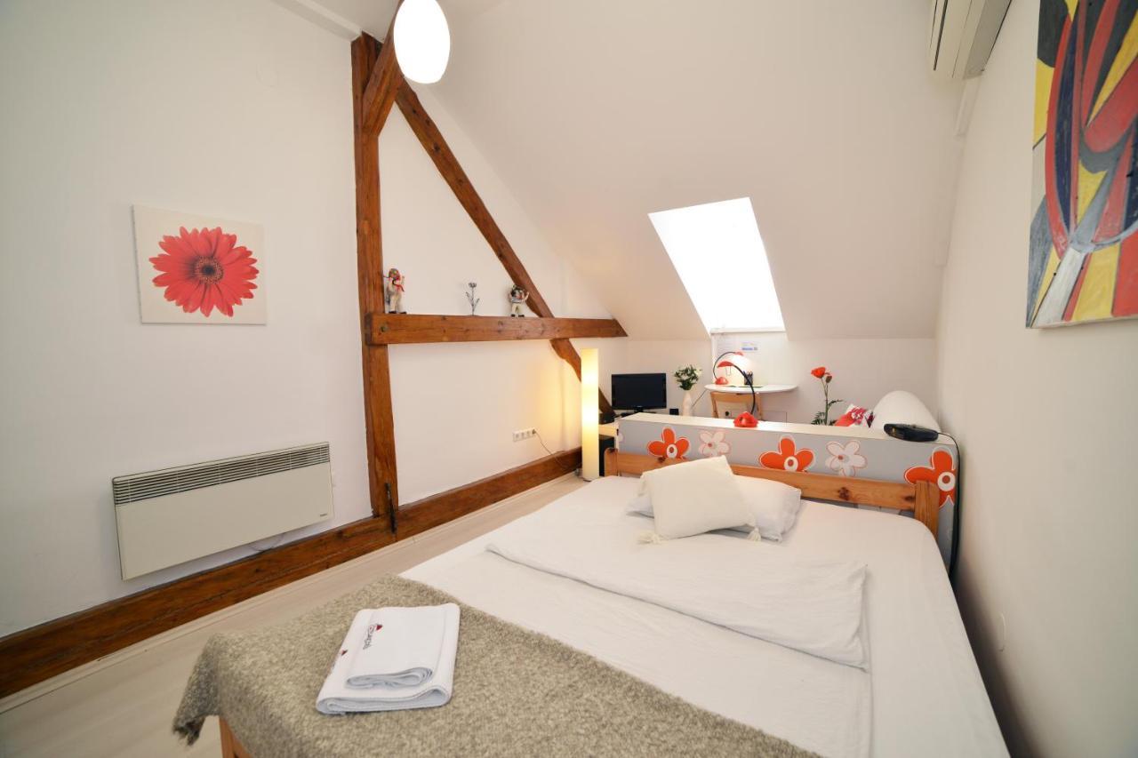 Studio Apartment White Zagreb Dış mekan fotoğraf