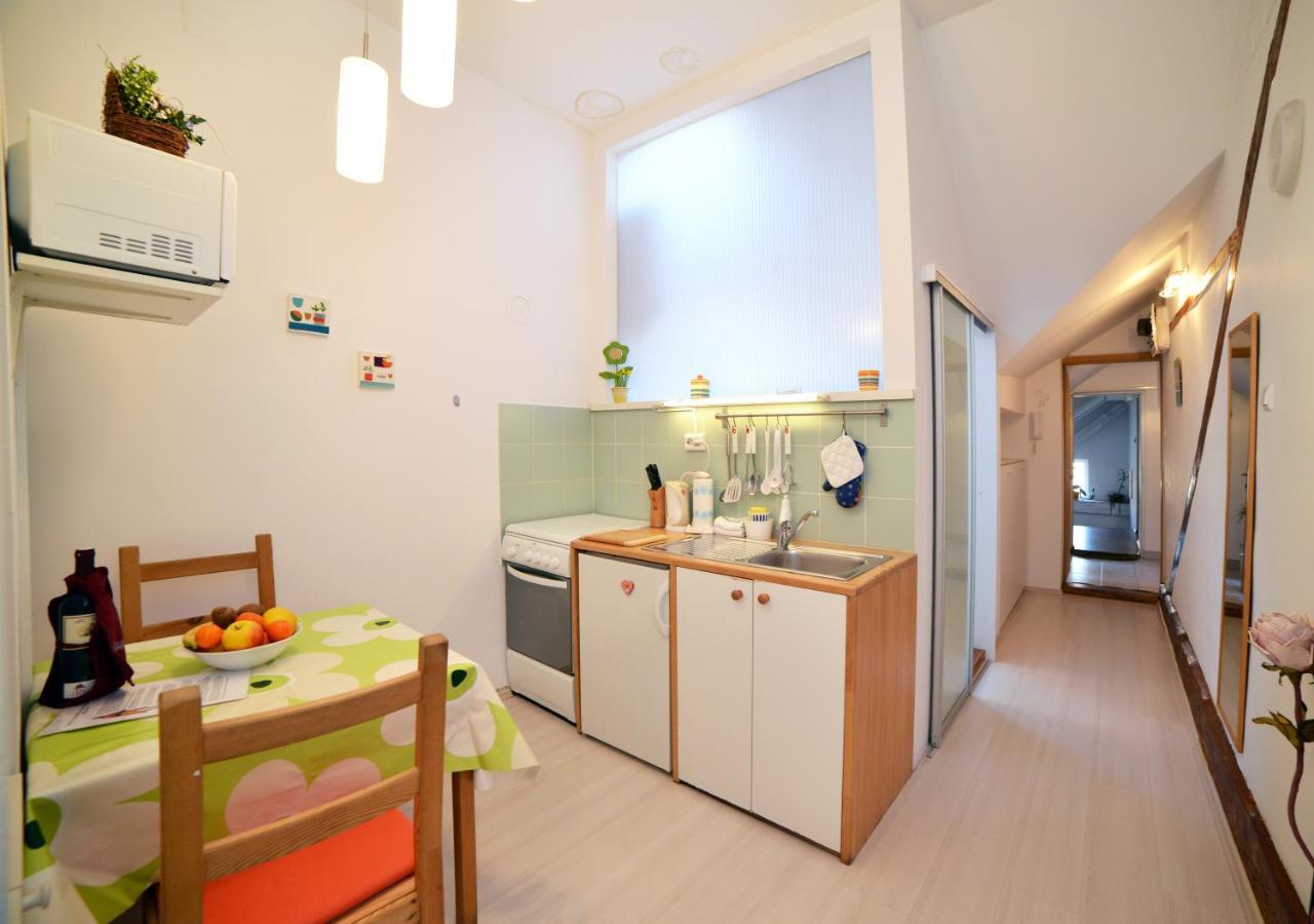 Studio Apartment White Zagreb Dış mekan fotoğraf